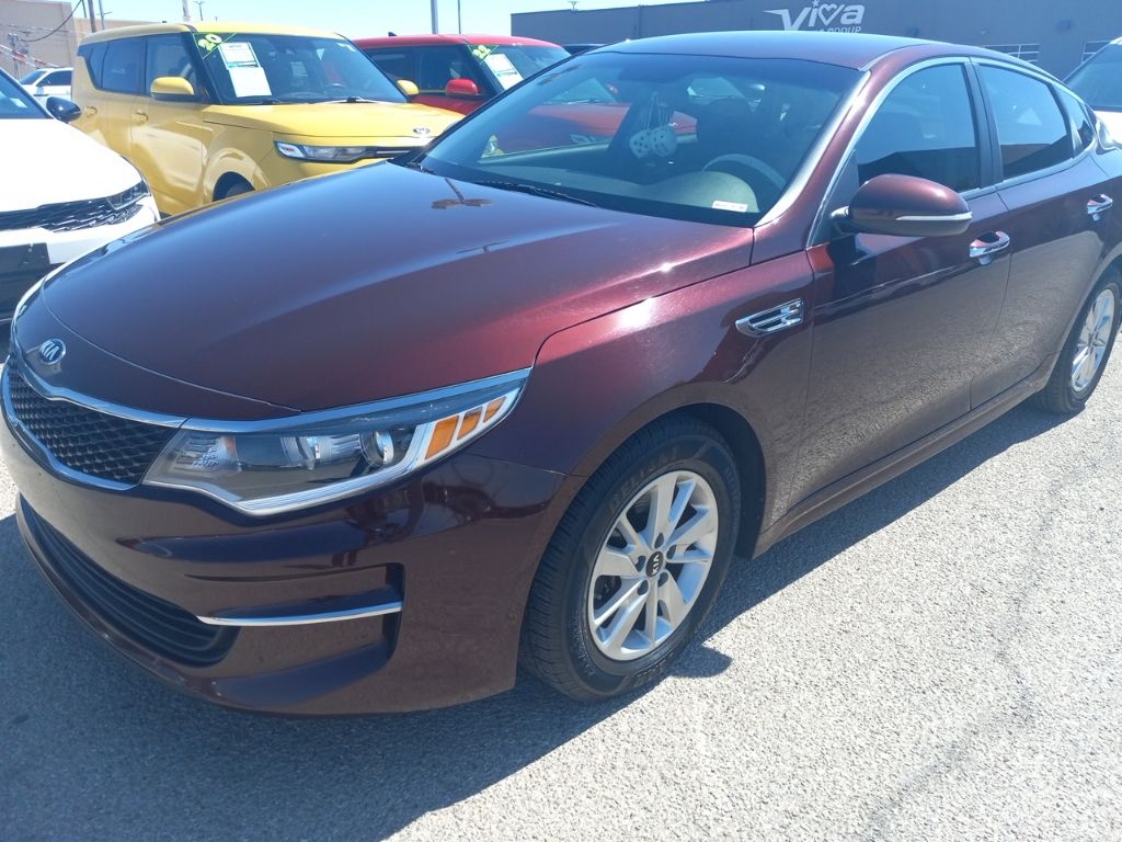 2017 Kia Optima LX photo 6