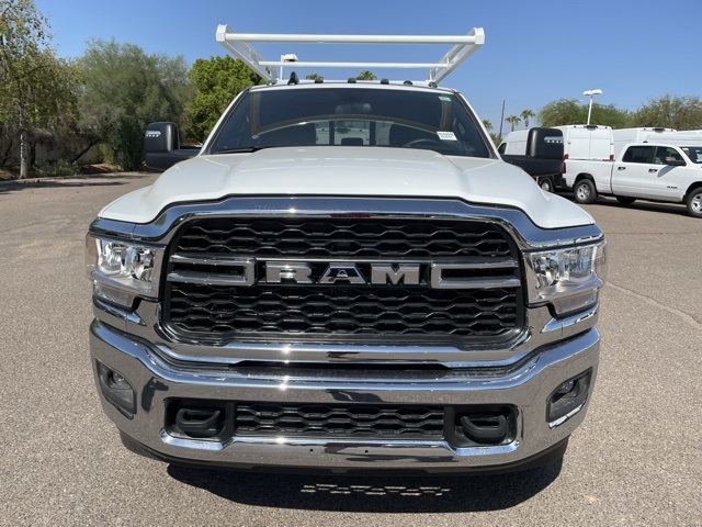 2024 Ram 3500 Tradesman photo 3