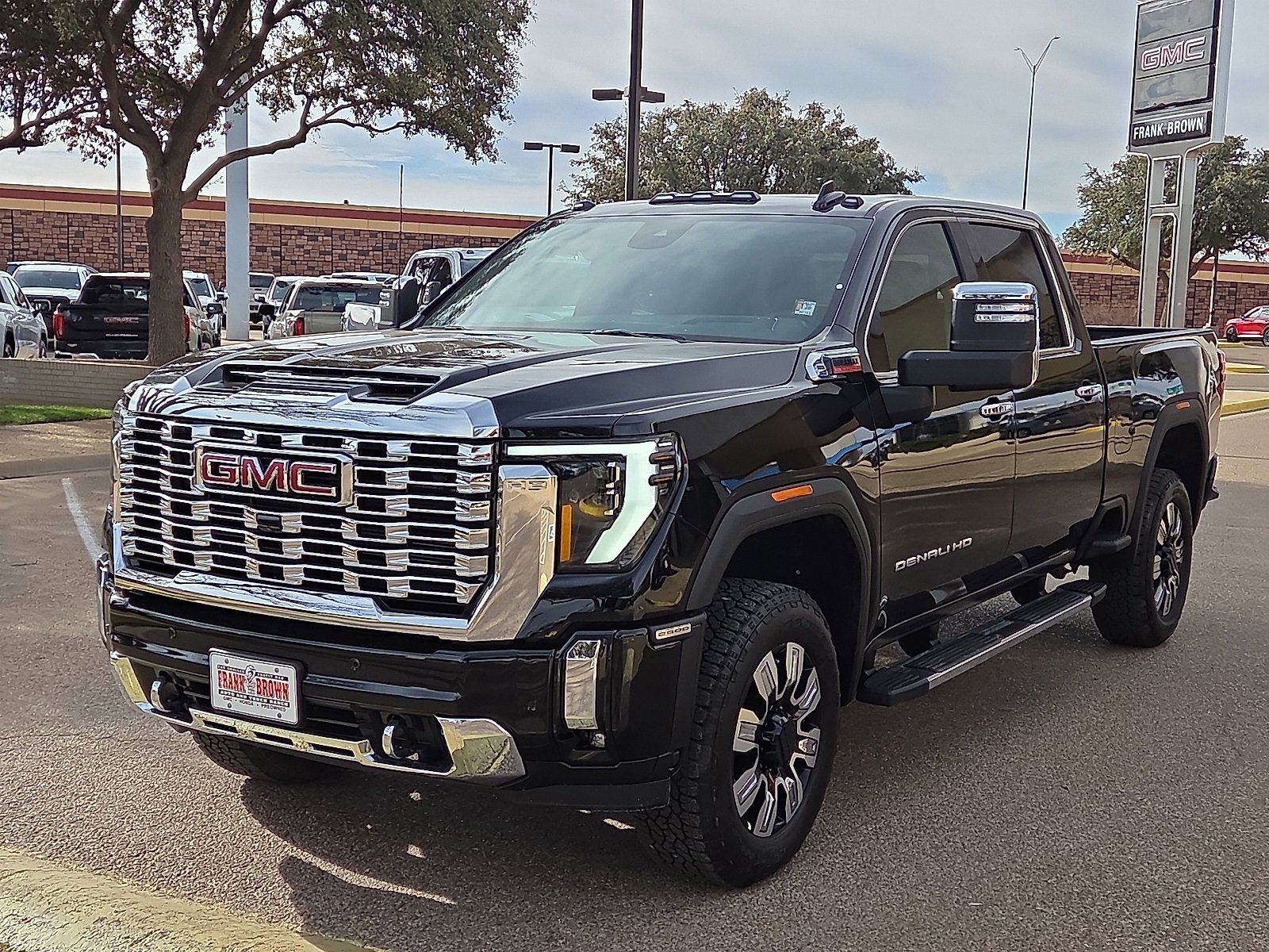 2026 GMC Sierra 2500HD Denali's photo