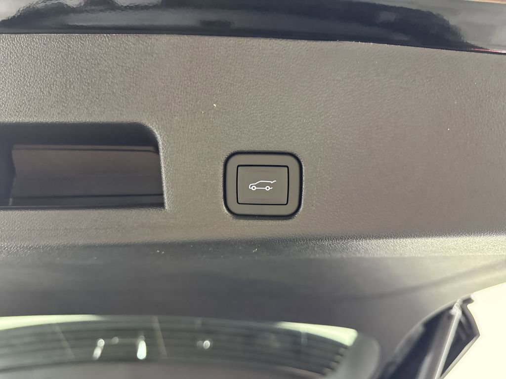 2026 Buick Enclave Sport Touring photo 17