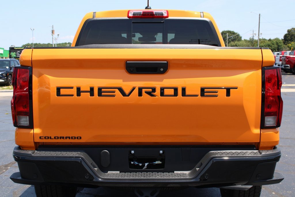 2025 Chevrolet Colorado LT photo 8