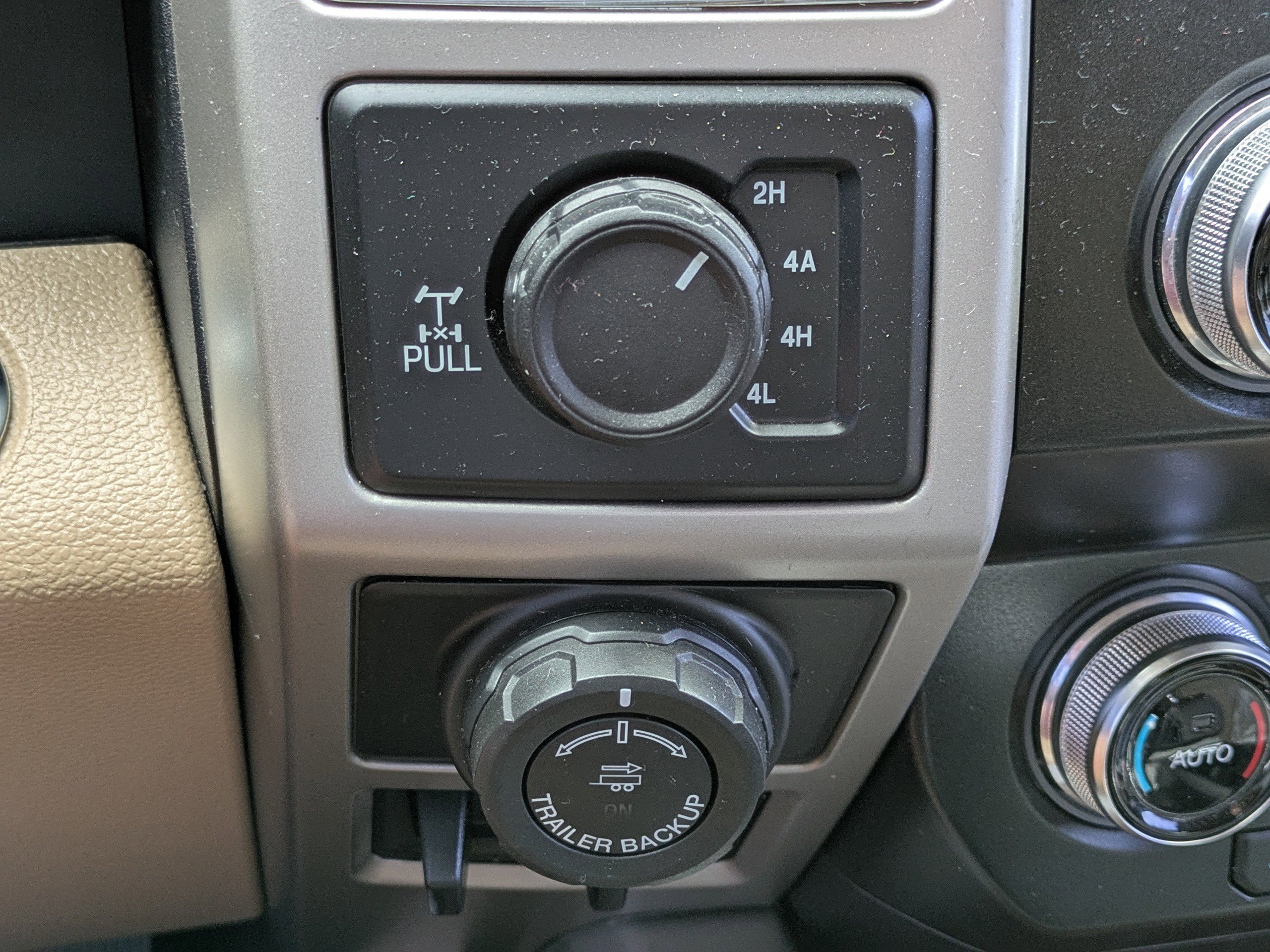 2019 Ford F-150 Lariat photo 23