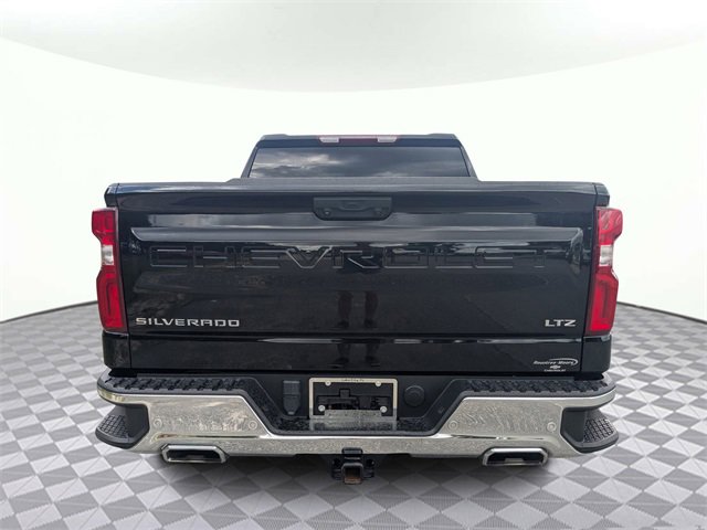 2023 Chevrolet Silverado 1500 LTZ photo 3