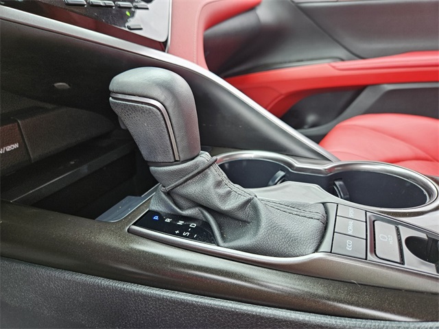 2024 Toyota Camry XSE V6 photo 23