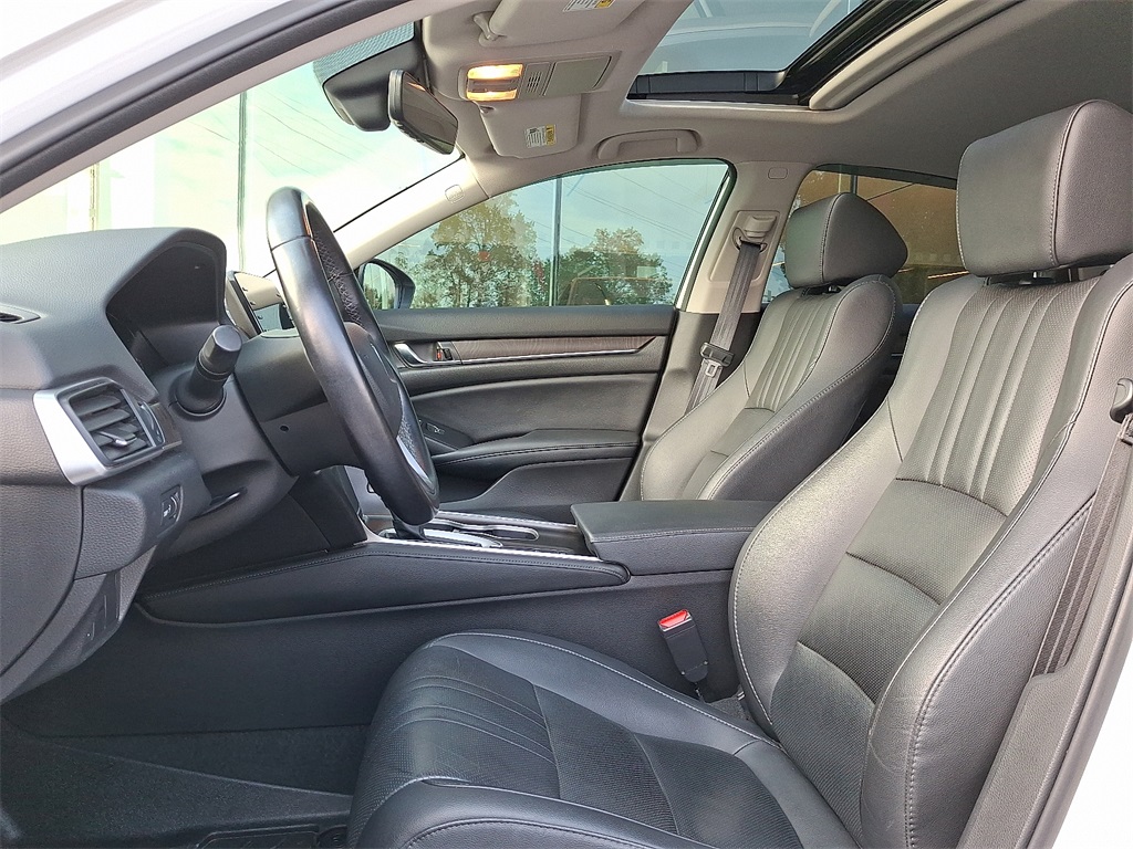 2021 Honda Accord EX-L photo 13