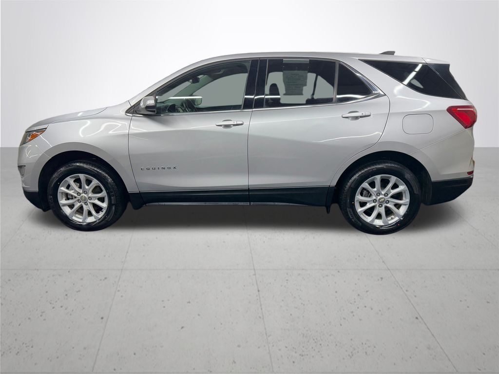 2019 Chevrolet Equinox LT photo 3