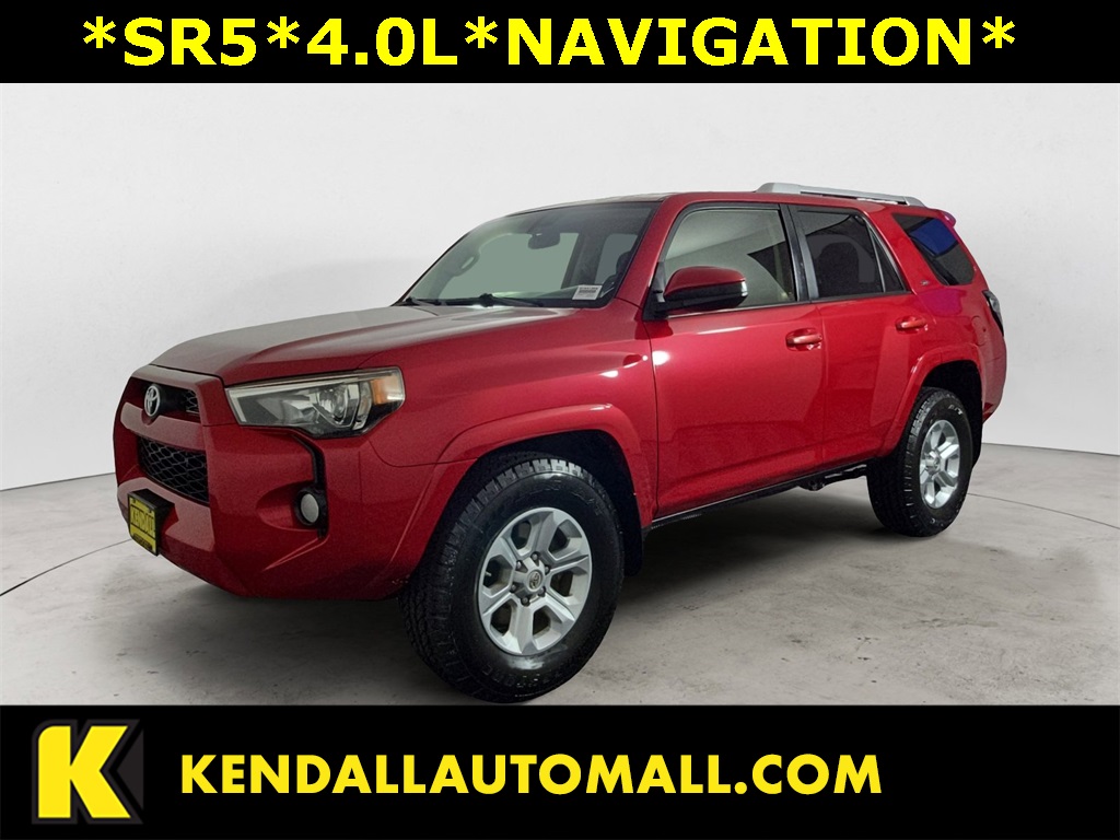 2016 Toyota 4Runner SR5's photo
