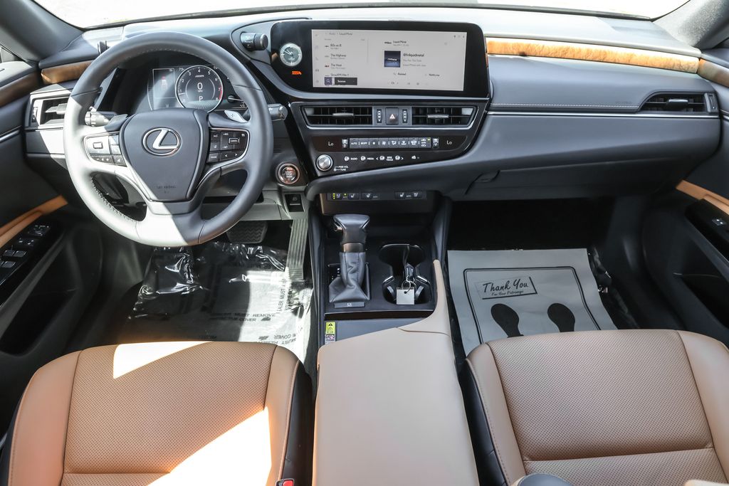 2023 Lexus ES 350 photo 23