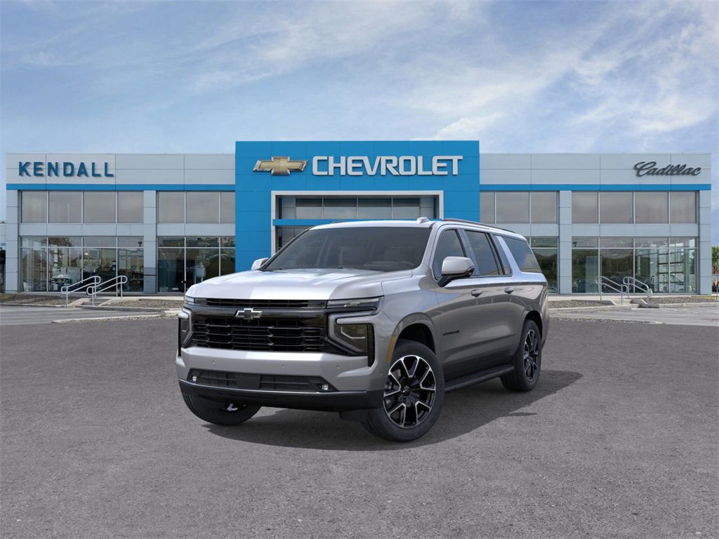 2026 Chevrolet Suburban RST photo 8