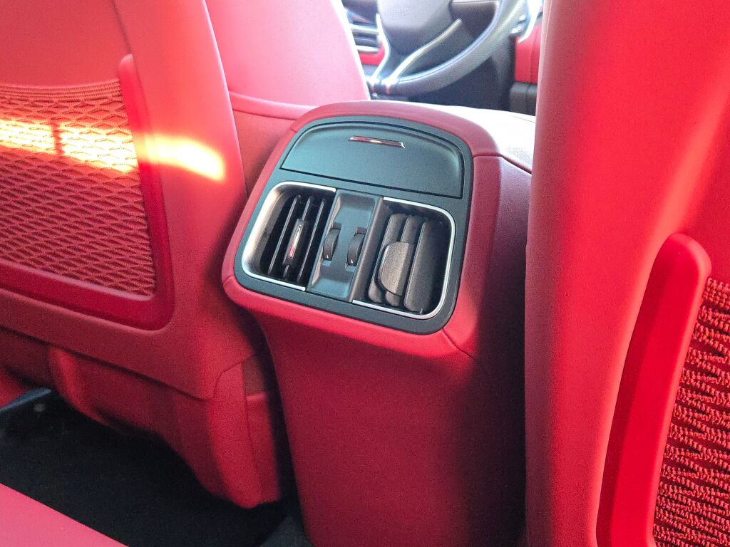 2022 Maserati Levante Modena photo 10
