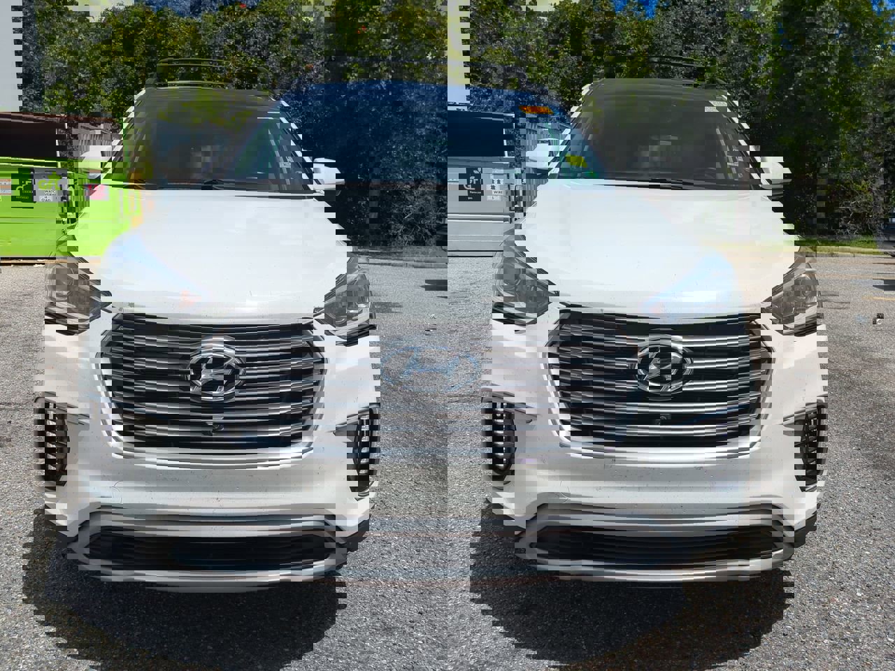 2017 Hyundai Santa Fe SE Ultimate photo 7