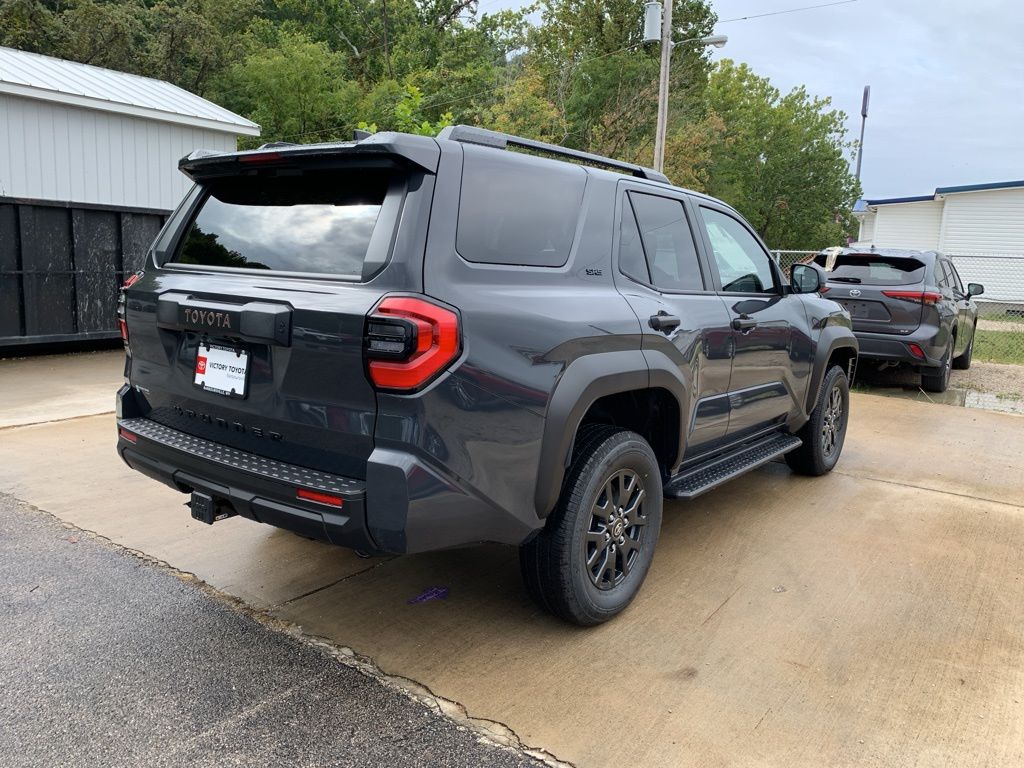 2025 Toyota 4Runner SR5 4WD photo 3