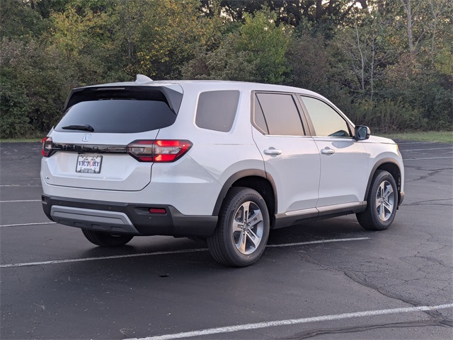 2025 Honda Pilot EX-L photo 6