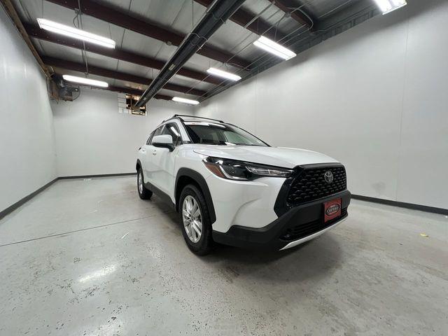Certified 2024 Toyota Corolla Cross LE with VIN 7MUCAABG6RV107807 for sale in Kansas City