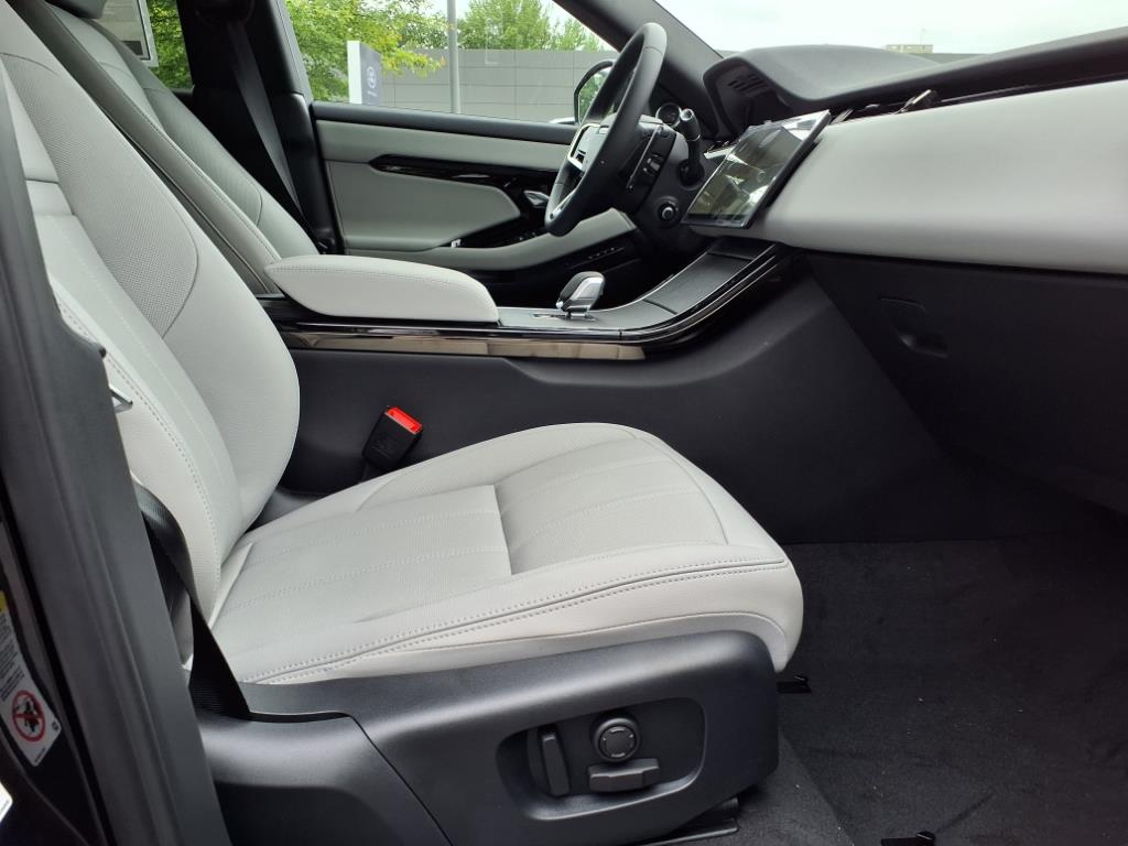 2026 Land Rover Range Rover Evoque S photo 3