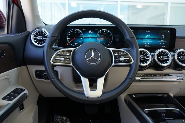 2022 Mercedes Benz GLB 250 photo 16