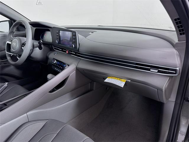 2025 Hyundai Elantra SEL Sport photo 34
