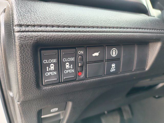 2023 Honda Odyssey EX-L photo 4