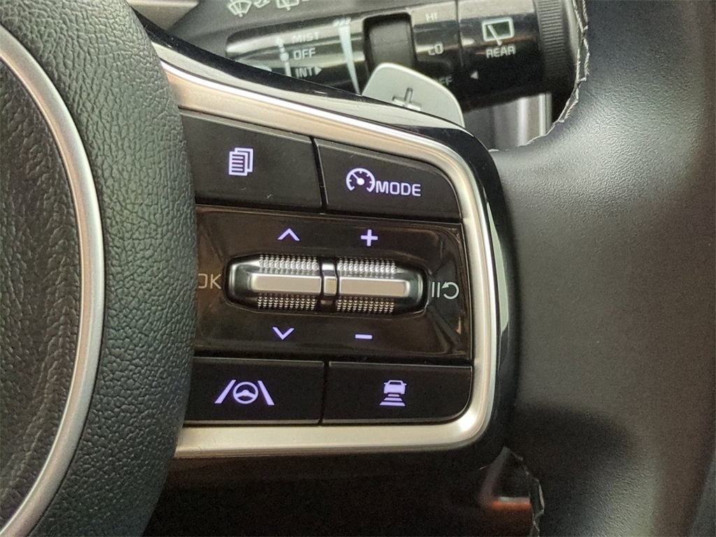 2021 Kia Sorento Hybrid EX photo 25