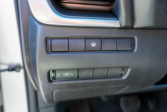2022 Nissan Rogue SV photo 8
