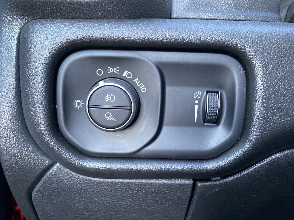 2025 Ram 2500 Tradesman photo 16