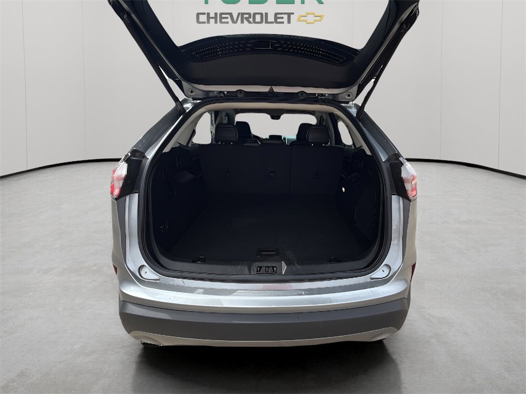 2022 Ford Edge Titanium photo 47