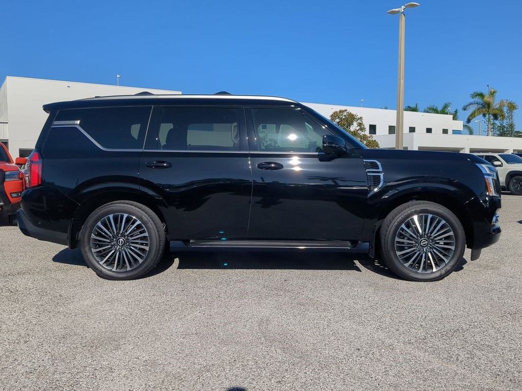 2025 Nissan Armada Platinum Reserve photo 4