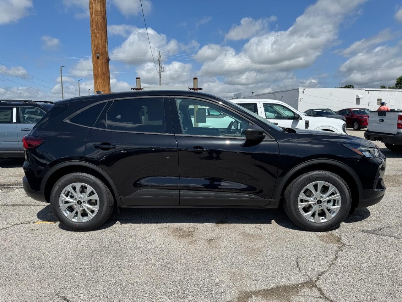2025 Ford Escape Active photo 2