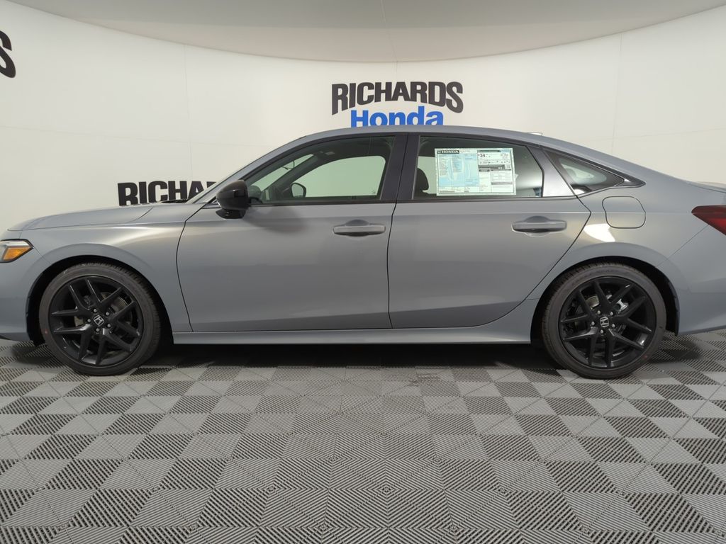 2025 Honda Civic Sport photo 3