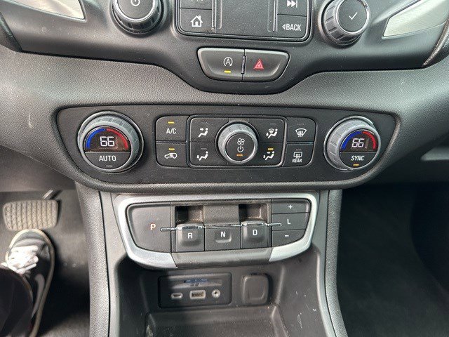 2024 Gmc Terrain SLT photo 12