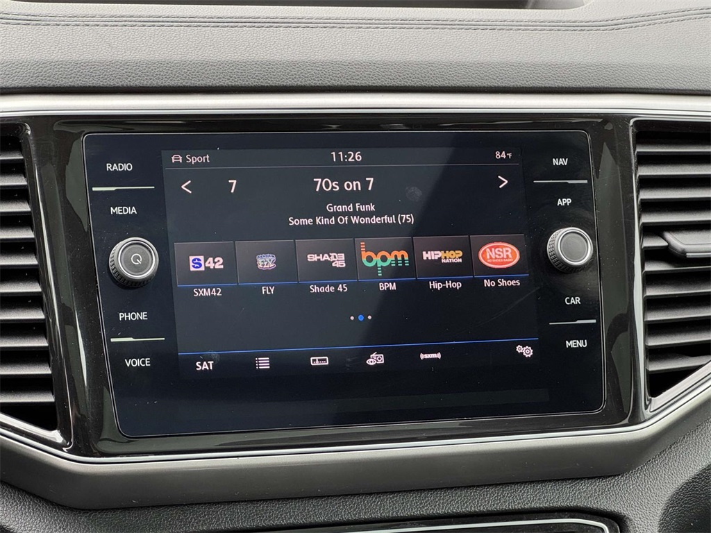 2019 Volkswagen Atlas V6 SEL photo 2