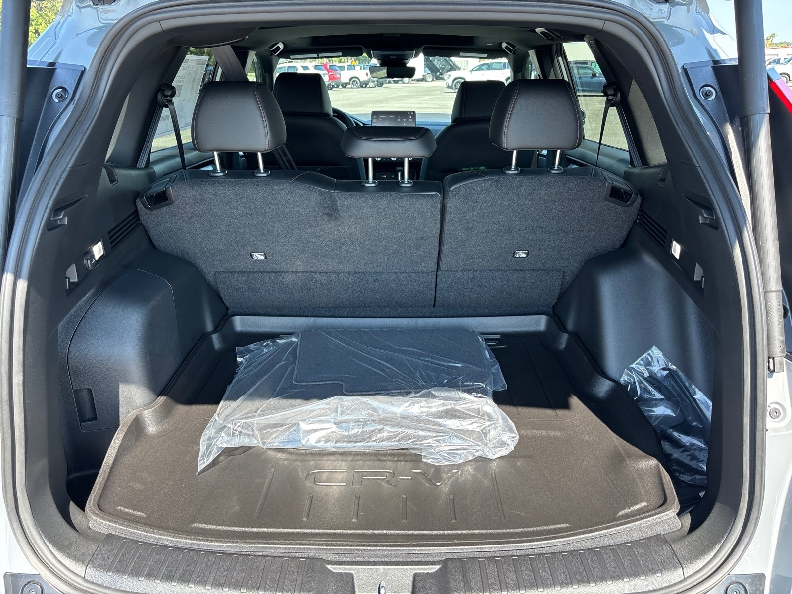 2026 Honda CR-V Hybrid Sport-L photo 7