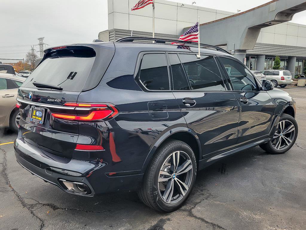 2023 BMW X7 - Image 9