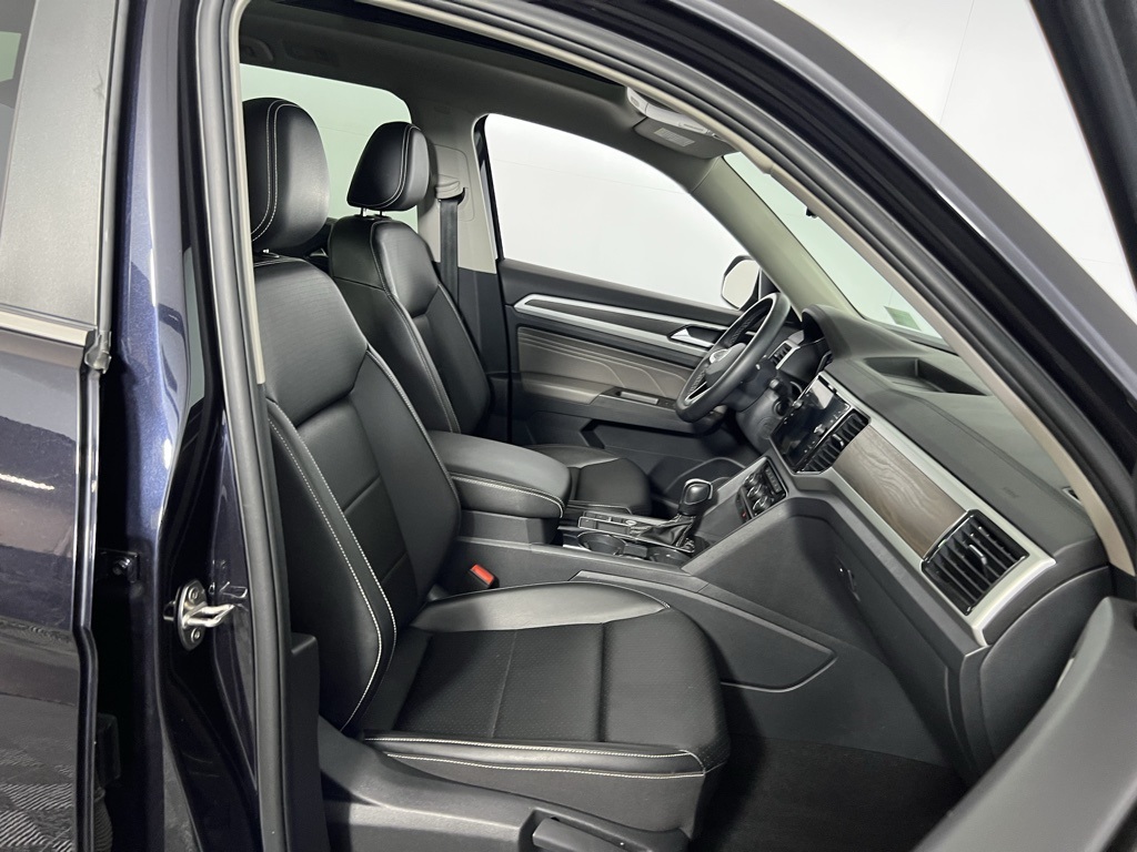 2022 Volkswagen Atlas SE Technology photo 25