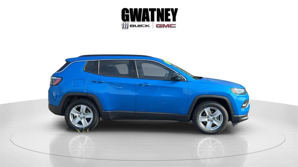 2022 Jeep Compass Latitude photo 7