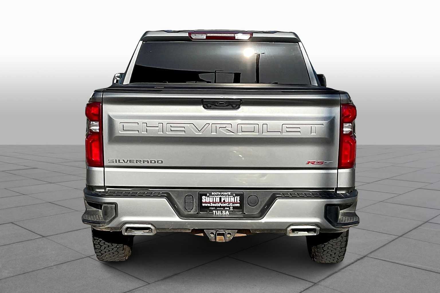 2024 Chevrolet Silverado 1500 RST photo 4