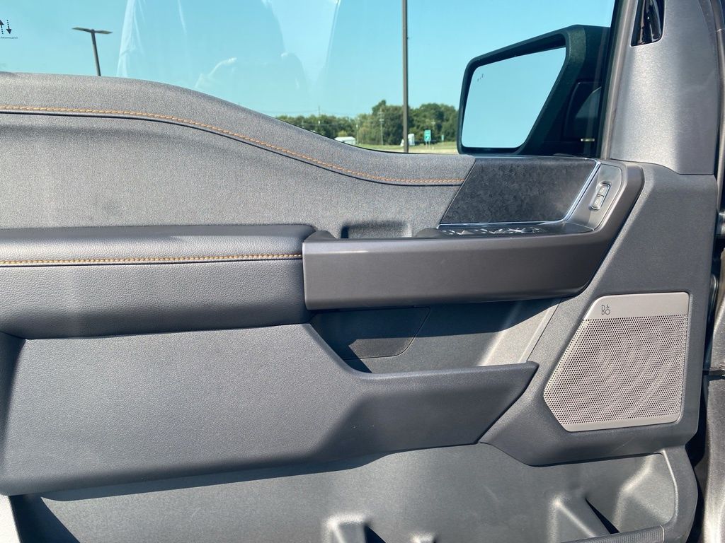 2025 Ford F-150 Tremor photo 8