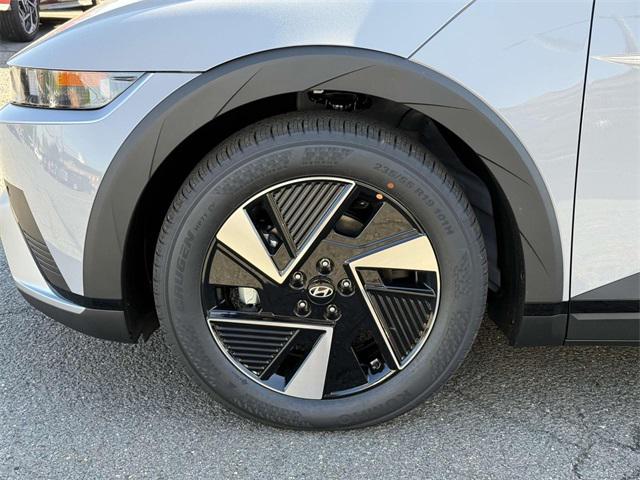 2025 Hyundai Ioniq 5 SEL photo 17