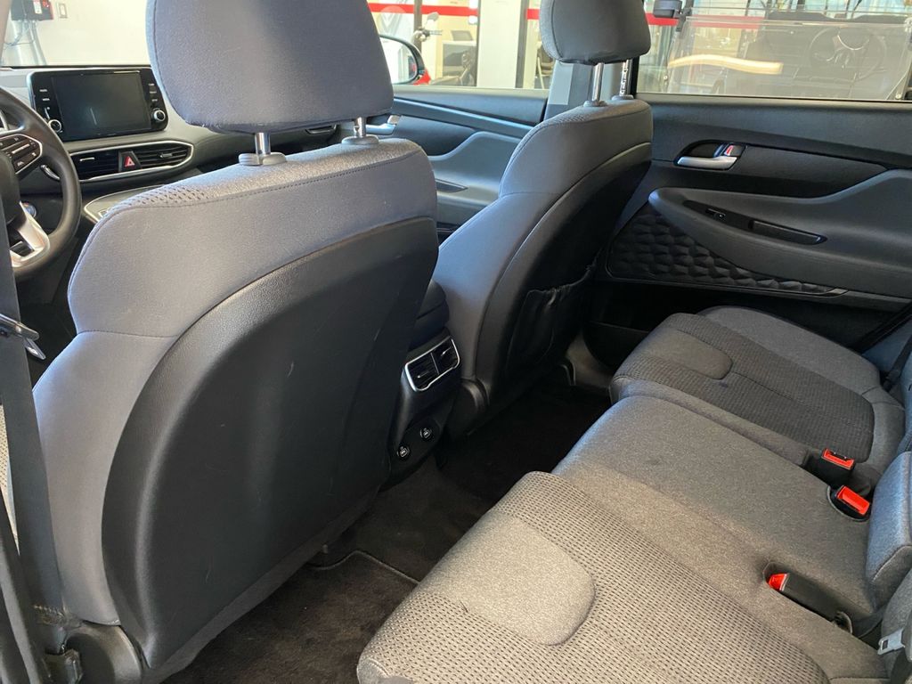 2022 Hyundai Santa Fe SEL photo 18