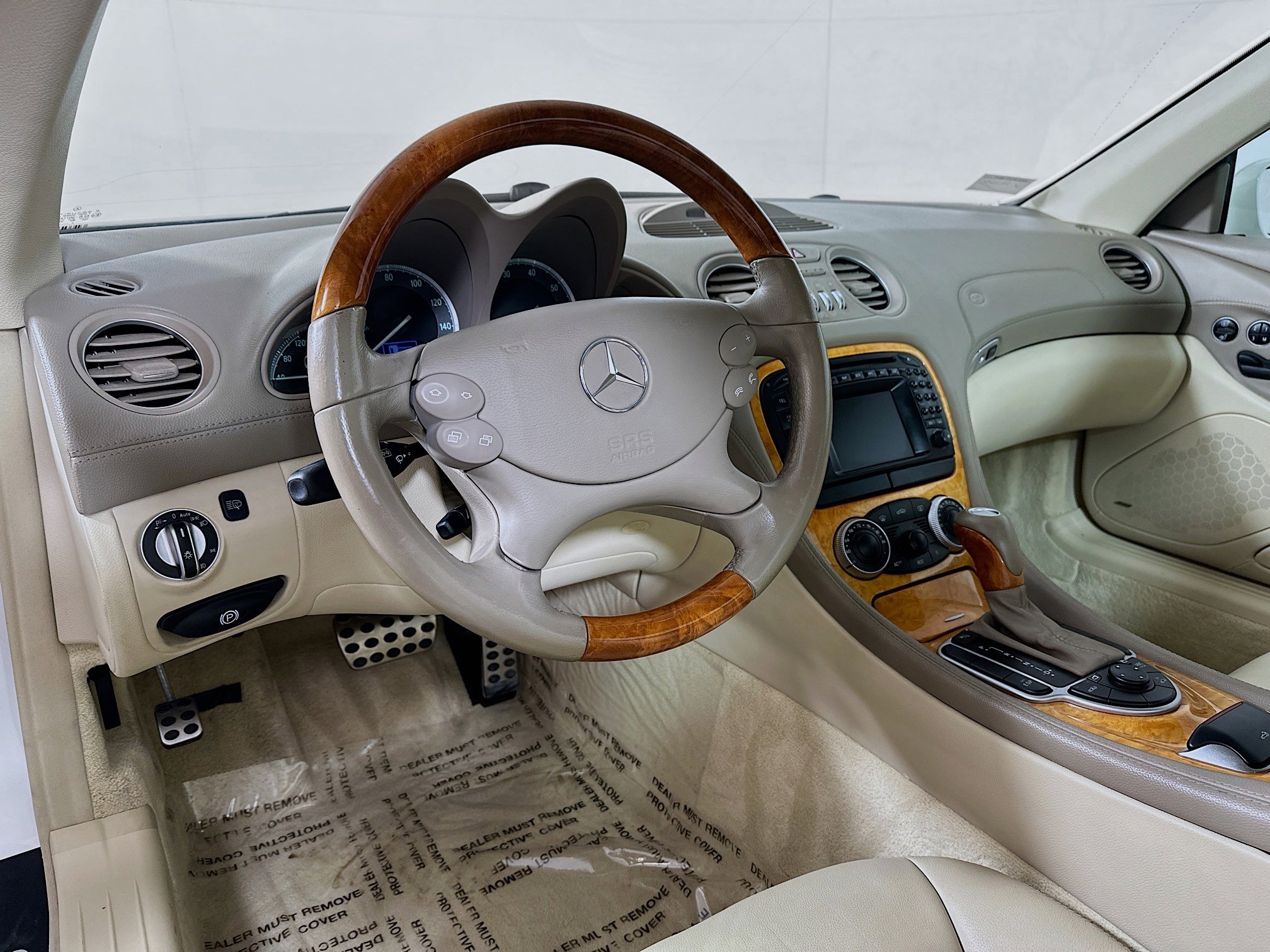 2003 Mercedes Benz SL 500 photo 9