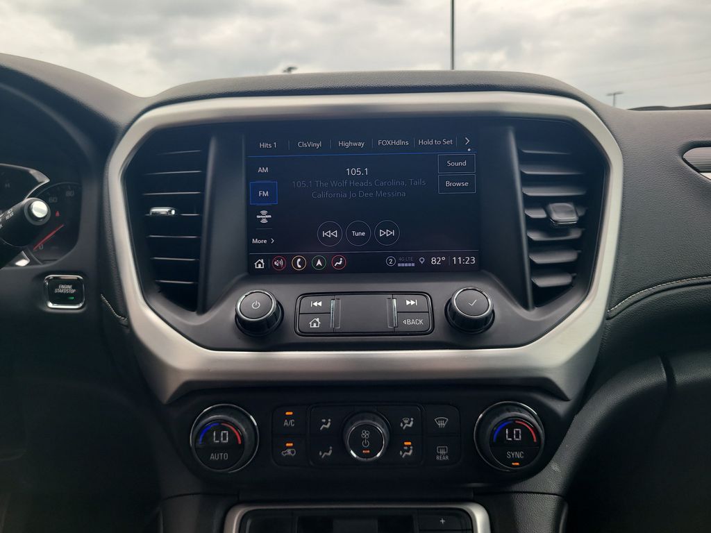 2023 Gmc Acadia SLT photo 17