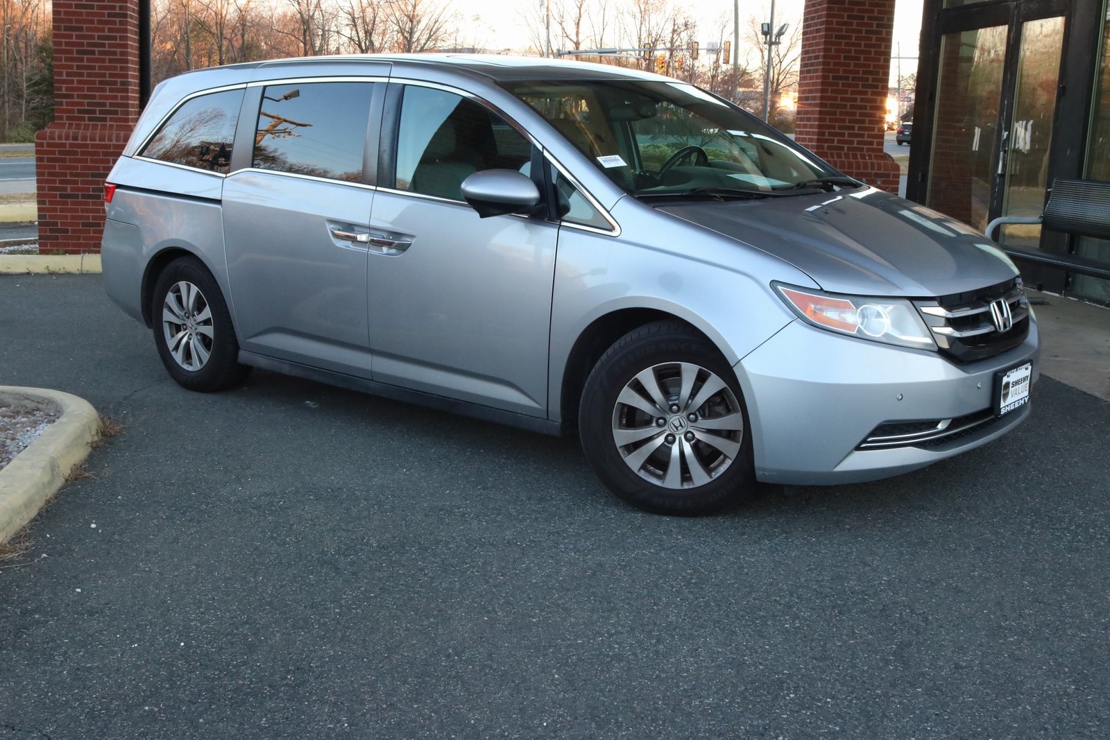 2017 Honda Odyssey EX-L's photo