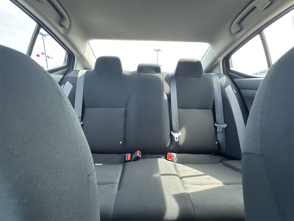 2025 Nissan Versa 1.6 S photo 13