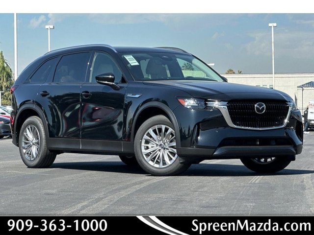 2025 Mazda CX-90 Preferred Package's photo