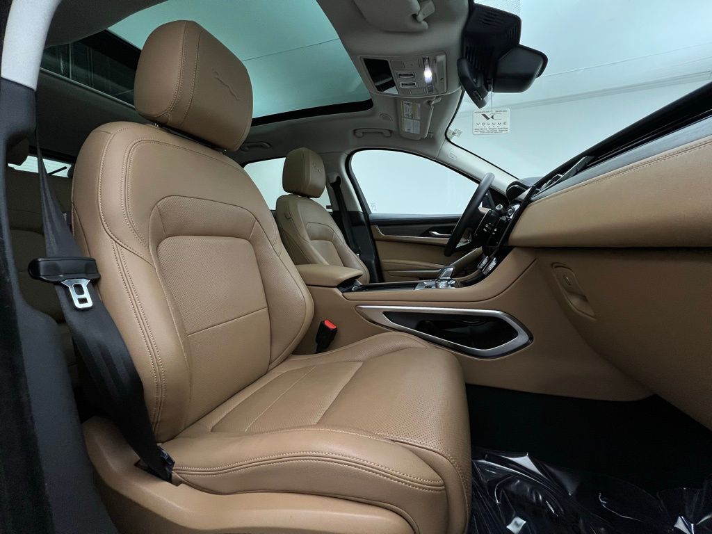 2022 Jaguar F-PACE P250 S photo 15