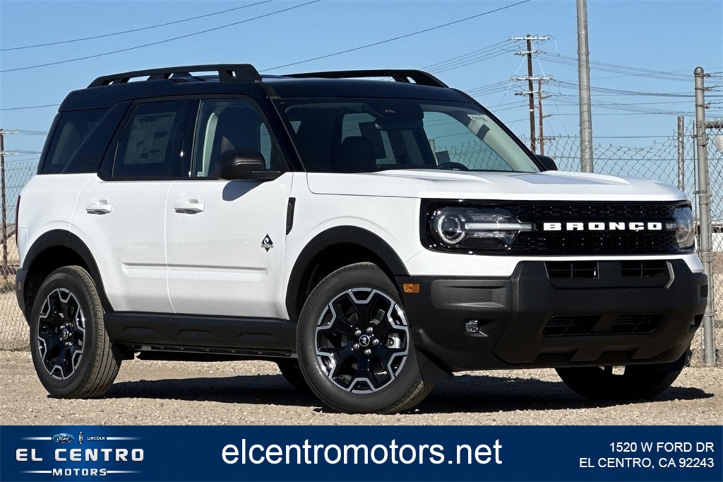 2025 Ford Bronco Sport Outer Banks's photo