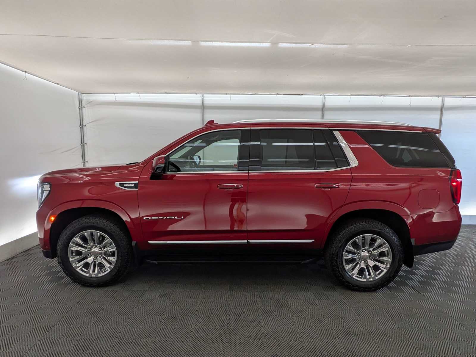 2024 Gmc Yukon Denali photo 3