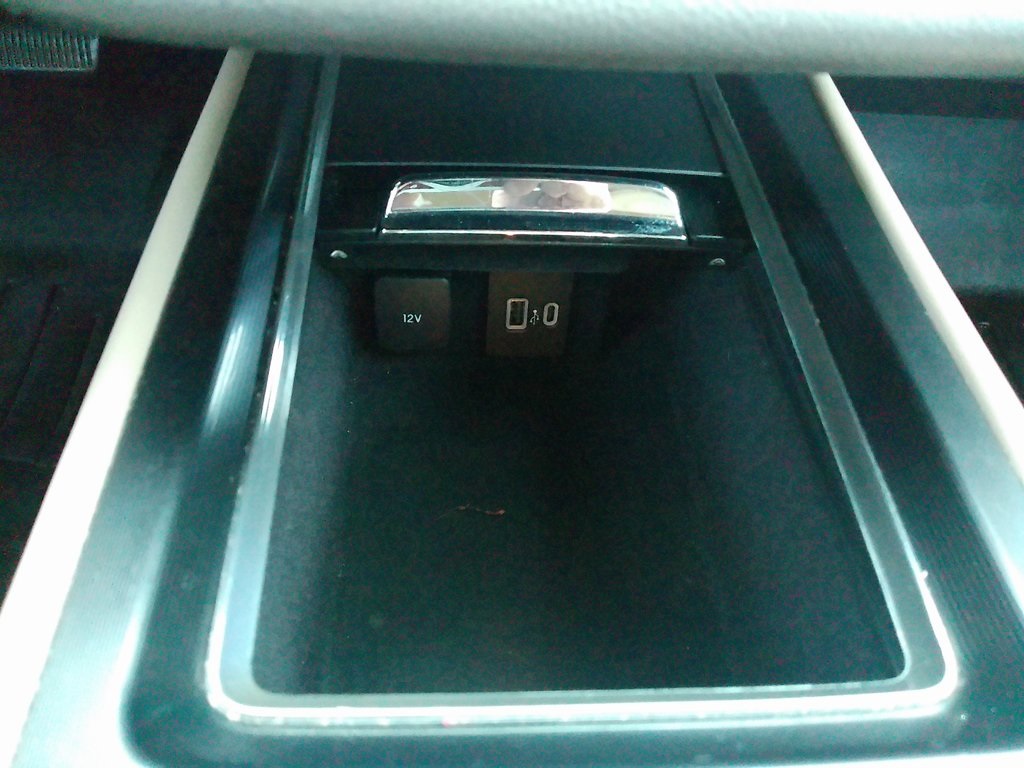 2020 Lincoln Corsair Standard photo 30