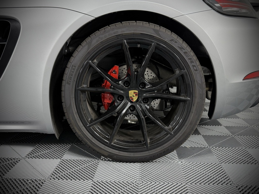 2024 Porsche Boxster S photo 15