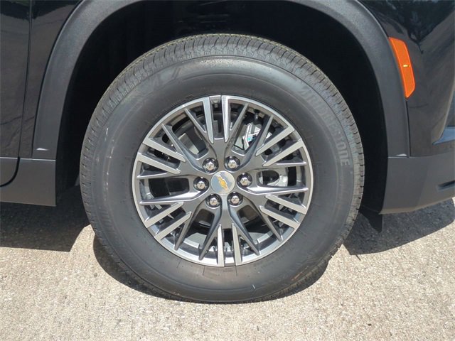 2026 Chevrolet Traverse photo 9